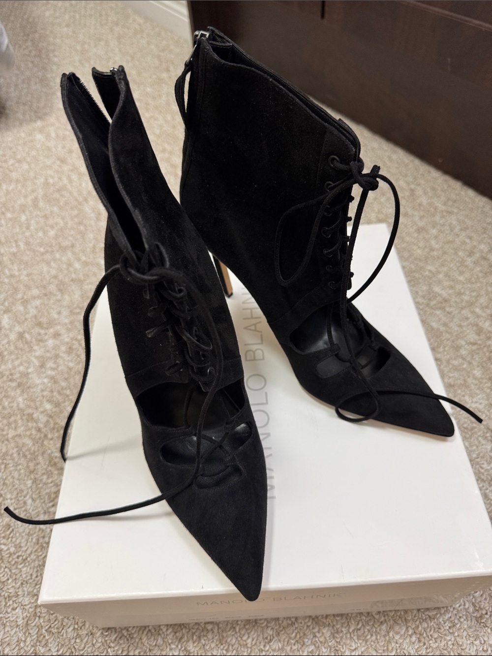 Manolo Blahnik Black Suede Lace-Up Pointed Toe Stiletto Booties